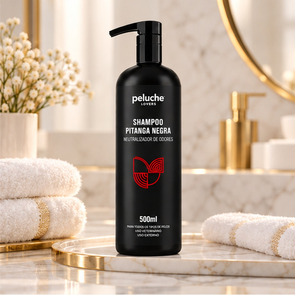 Shampoo Pitanga Negra Peluche em cenário premium